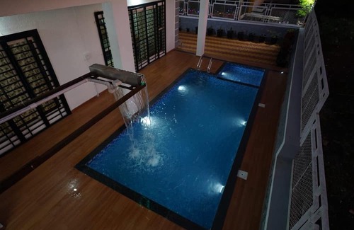 Wai Villa | Misty Mountain by Maheru – 5 bhk Luxury Villa with Scenic Views & Pool