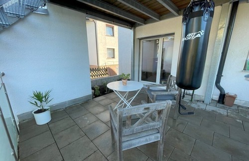 Leinfelden-Echterdingen Apartment | Erlach oasis: Holidays near nature - terrace, forest walks & yoga