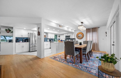 On Top of The World House | Spacious Lakefront pool retreat in Clearwater less than 20 min to beaches