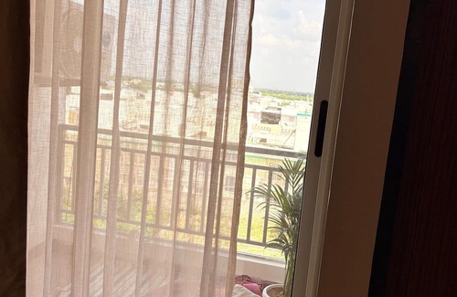 Sanganer Apartment | Couple Canvas—Luxurious 1-BHK Peaceful Apartment