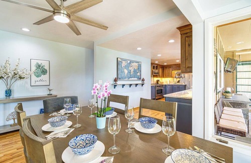 Grants Pass House | Lovely Riverfront Grants Pass Home: Pool & Hot Tub