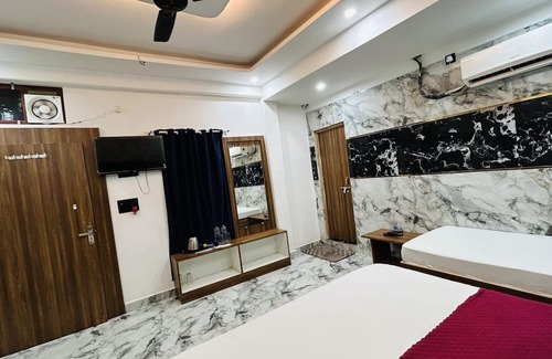 Ayodhya Hotel | JYOTI STAY INN AYODHYA DHAAM
