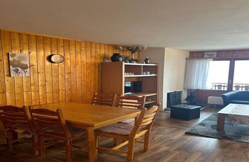 Veysonnaz Apartment | Apartment in Veysonnaz with pool