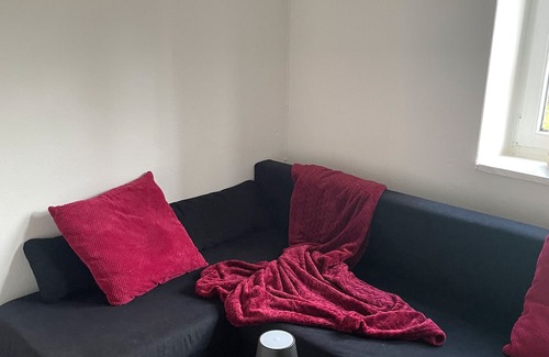 Lubbecke Apartment | Apartment 'Muddi' with Shared Terrace, Private Garden and Wi-Fi
