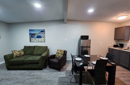 Biggs Field Apartment | Luxury Apartment Unit 8