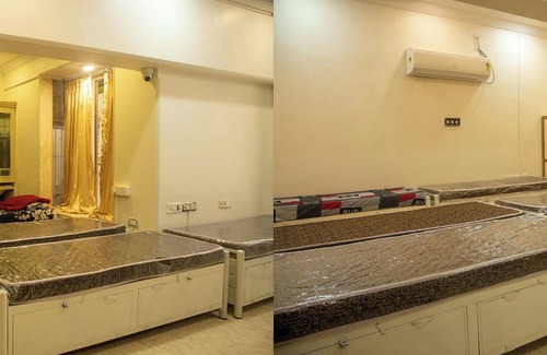 Vile Parle West Apartment | Charming 3-bedroom apartment with AC in marvelous Mumbai