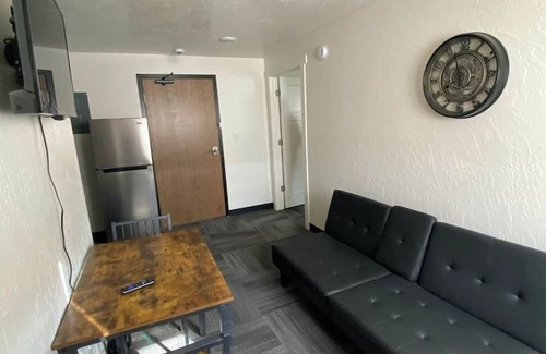Green River Apartment | Looking for a quiet, cozy escape in the heart of historic Green River, WY? Our 1 bed/1 bath Airbnb offers the perfect blend of charm and comfort — just steps away from the scenic beauty and local history that make this town so special.