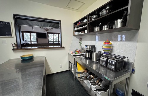 Iida Ski Chalet | Spacious 5-bedroom ski-in chalet—perfect for families and friends.