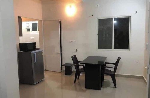 Murgesh Pallya Apartment | Maison de ZEN 5, For Serenity, Bliss & Relaxation