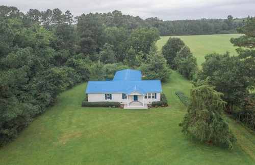 Whiteville House | The Golf House @ by Land O' Lakes Golf Course in Whiteville, NC