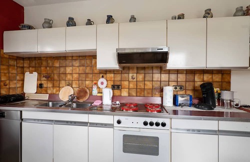 Sinsheim Apartment | Apartment 'Waidbachhof' with Balcony and Wi-Fi