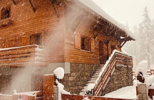 Guillaumes Apartment | Apartment in a chalet in the heart of Valberg, one minute's walk from the slopes.