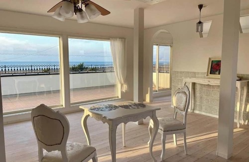 Asahi RV Rental | MUSUBI Enjoy the view of the Kujukuri Beach ho/Asahi City Chiba