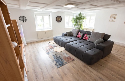 Aldingen Apartment | Apartment 'Alexandra' with Shared Terrace, Shared Garden and Wi-Fi