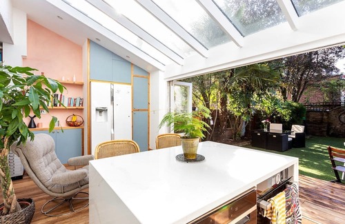 Dudden Hill House | Stylish 3-Bed Home with Garden in Dollis Hill