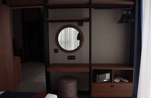 Serifali Mahallesi Bed & Breakfast | Modern, comfortable suite rooms ın Istanbul