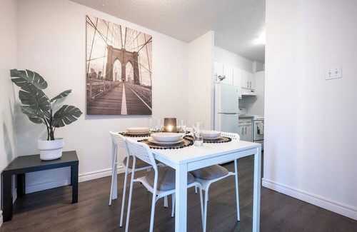 Latin Quarter Apartment | Cozy 1BR Downtown Montreal | Sofa Sleeps 2 | Prime Location
