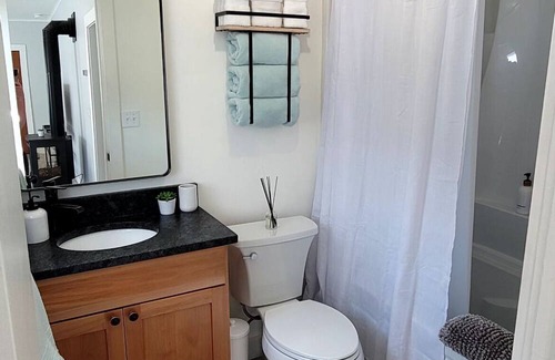Mt. Hood - Columbia River Gorge House | 3-bedroom house downtown across from the historic Bingen Theater!