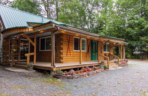 Moultonborough Cottage | Enchanting cottage in Moultonborough