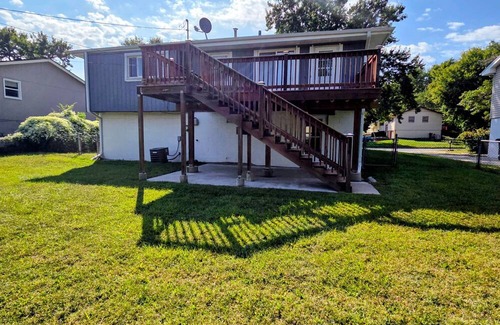 Benson House | Stylish 3BR Home in Omaha, Comfort Awaits You!