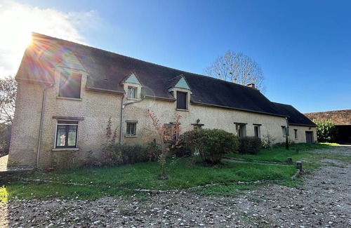 Bonnetable House | Country escape: cozy 10/12-person house in a natural setting.