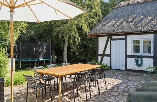 Kettinge House | Idyllic half-timbered house for 10 guests