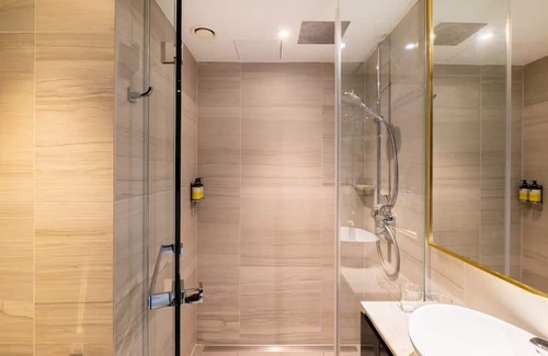 Portsoken Hotel | Superior, Towre Hyll Twin at Hotel Saint — Minutes to Tower Bridge