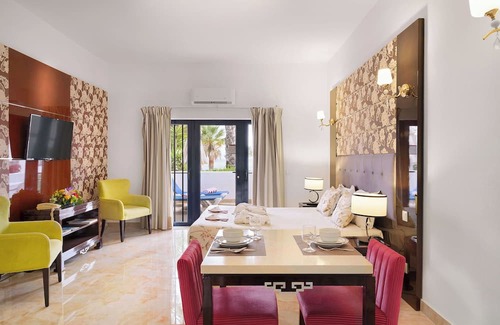 Oura Hotel | Beachfront Hotel! 4 Sea View Units, Kitchenettes!