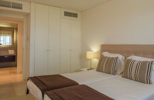 Carvalhal Hotel | FOUR 2BR Apartments @ Beach Retreat w/ Spa, Heated Pools, Close to Sado Emotion
