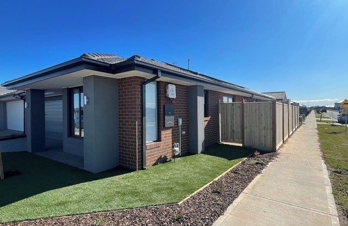 Wyndham Vale House | Charming Modern Family Home in Wyndham Vale