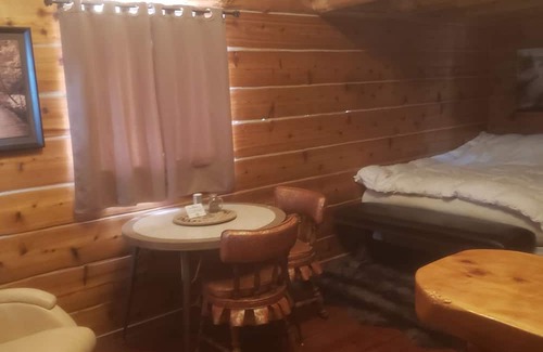Thompson Falls Cabin | Iron line cabin 804