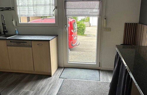 Bad Boll Apartment | Spacious apartment quiet location near A8 spa town in cul-de-sac large parking area