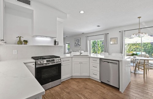 Egret Landing House | Luxurious 5bed Jupiter house near beaches