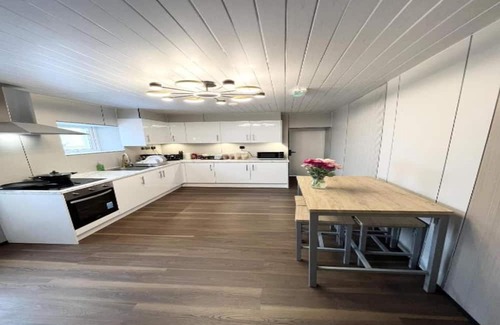 Pembroke Dock Apartment | Standard Double Studio
