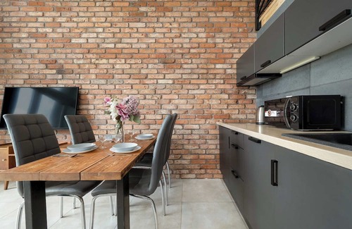 Fabryczna Apartment | Zarembowicza 35 | Wrocław | Elegant Studio | Near the Airport