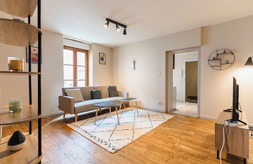Ancy-Dornot Apartment | Bright & warm 53 m² T2 - comfort, modern style, pets welcome.