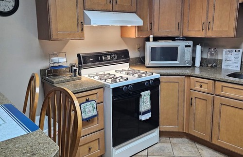 Cassopolis Apartment | 3 Bedroom - Country Hideaway with Local Charm