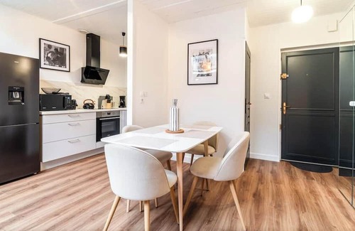 Concarneau Apartment | Duplex cinéma à Concarneau, proche Ville Close