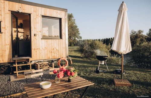 Villeneuve-la-Guyard Cabin | L'Etang des P'tits Plaisirs - Nature refuge