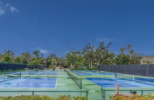 Vamo Apartment | Serene Stay at Pelican Cove