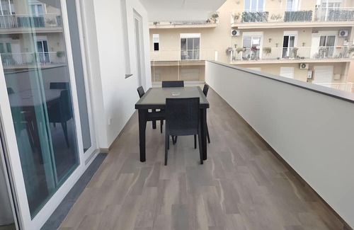Milazzo Apartment | Apartment 'Grace Home 1' with Sea View, Wi-Fi and Air Conditioning