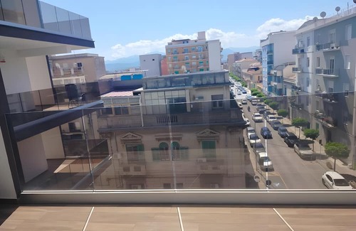 Milazzo Apartment | Apartment 'Grace Home 2' with Sea View, Wi-Fi and Air Conditioning