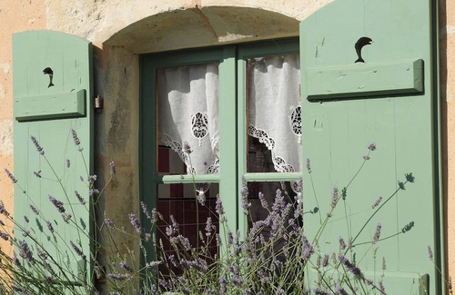 Saint-Germain-des-Grois Bed & Breakfast | Cosy guest house - relaxation, games and conviviality