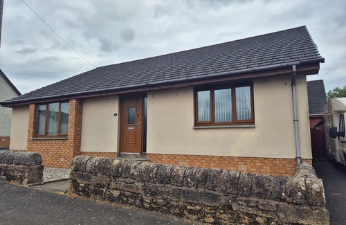 Sanquhar House | Cosy three bedroom bungalow in a quiet scenic village