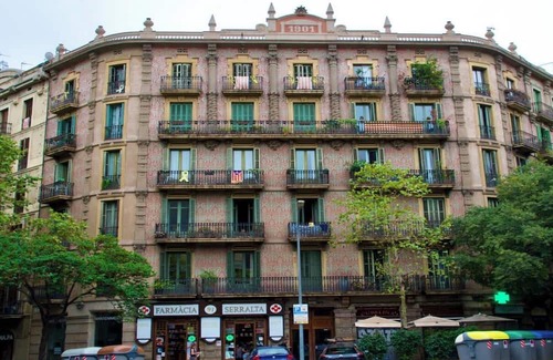 L'Antiga Esquerra de l'Eixample Apartment | Authentic 19th-Century Charm in the Heart of Barcelona