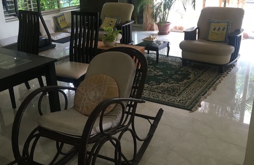 Bhubaneshwar Villa | Spacious 6-bedroom villa in lovely Bhubaneswar with AC