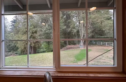 Brush Prairie House | The Haven - Private Retreat near Battle Ground