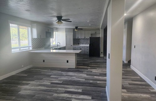 Bluffdale House | Spacious 10-bedroom house with AC, fitness room in charming Bluffdale