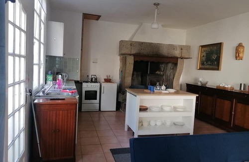 Sourdeval Cottage | Peaceful, charming gîte in Normandy - pets welcome.