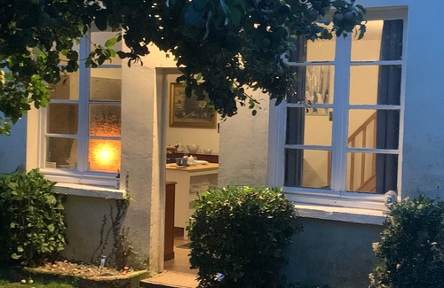 Sourdeval Cottage | Peaceful, charming gîte in Normandy - pets welcome.